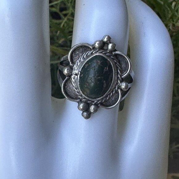 Vintage Navajo Ring Size 6.25‎ Blooming Flower Green Turquoise 925 Sterling 4.4g - Picture 1 of 6